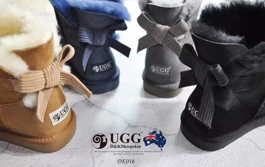 UGG Women's Mini Bailey Bow DK016